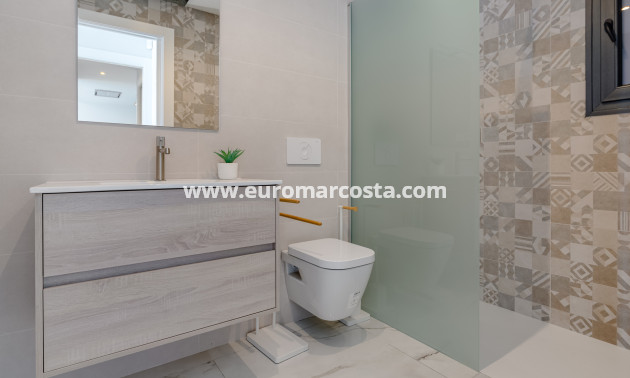 New Build - Apartment / flat - Guardamar del Segura