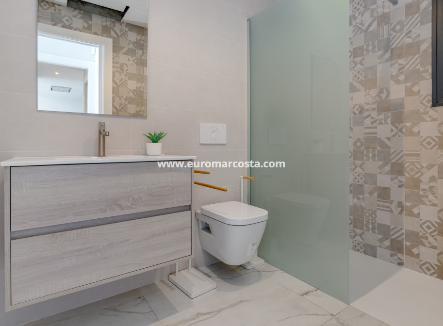 New Build - Apartment / flat - Guardamar del Segura