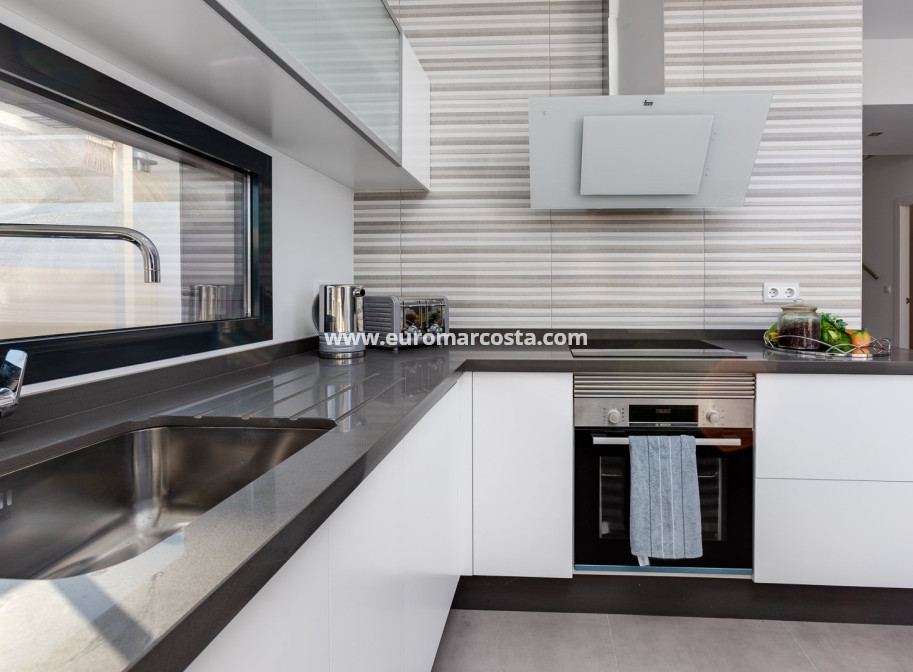 New Build - detached - Pilar de la Horadada