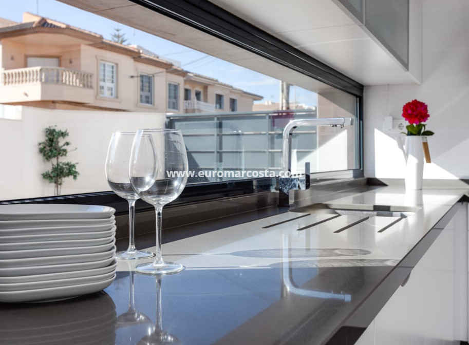 New Build - detached - Pilar de la Horadada