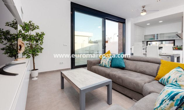 New Build - detached - Pilar de la Horadada