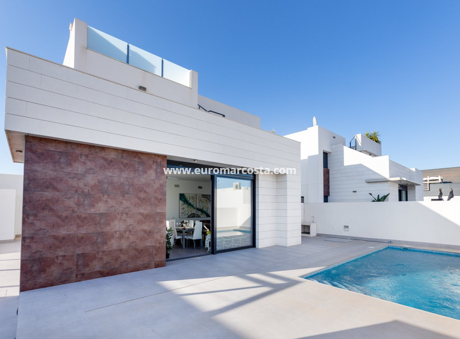 New Build - detached - Pilar de la Horadada