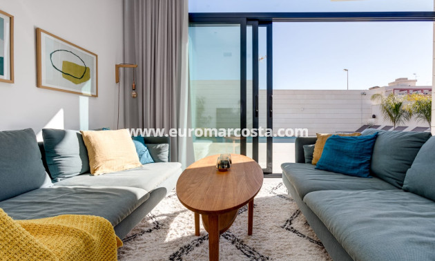 New Build - detached - Pilar de la Horadada