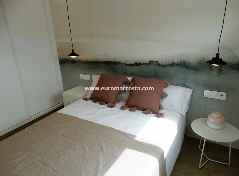 Nueva construcción  - low-bungalow - Pilar de la Horadada