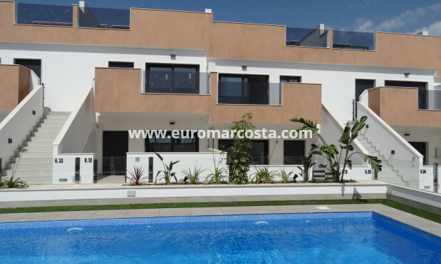 Nueva construcción  - low-bungalow - Pilar de la Horadada