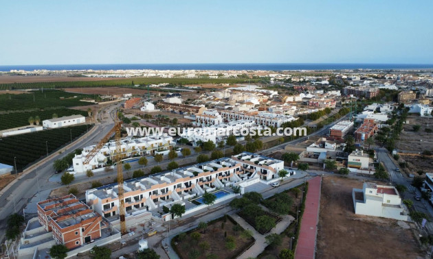 Nueva construcción  - low-bungalow - Pilar de la Horadada