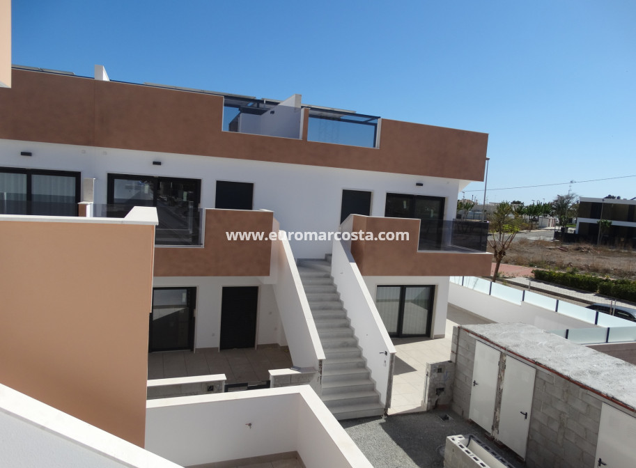 Nueva construcción  - low-bungalow - Pilar de la Horadada