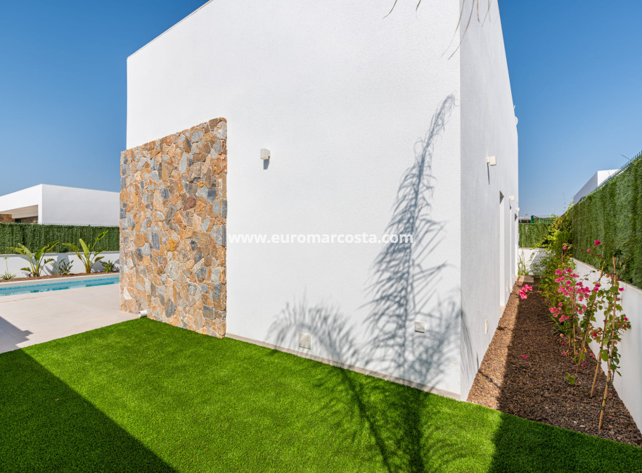 Nueva construcción  - detached - Los Alcazares - Murcia