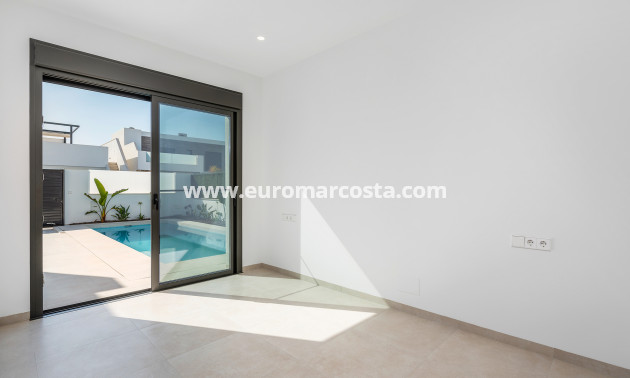Nueva construcción  - detached - Los Alcazares - Murcia