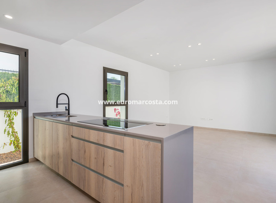 Nueva construcción  - detached - Los Alcazares - Murcia