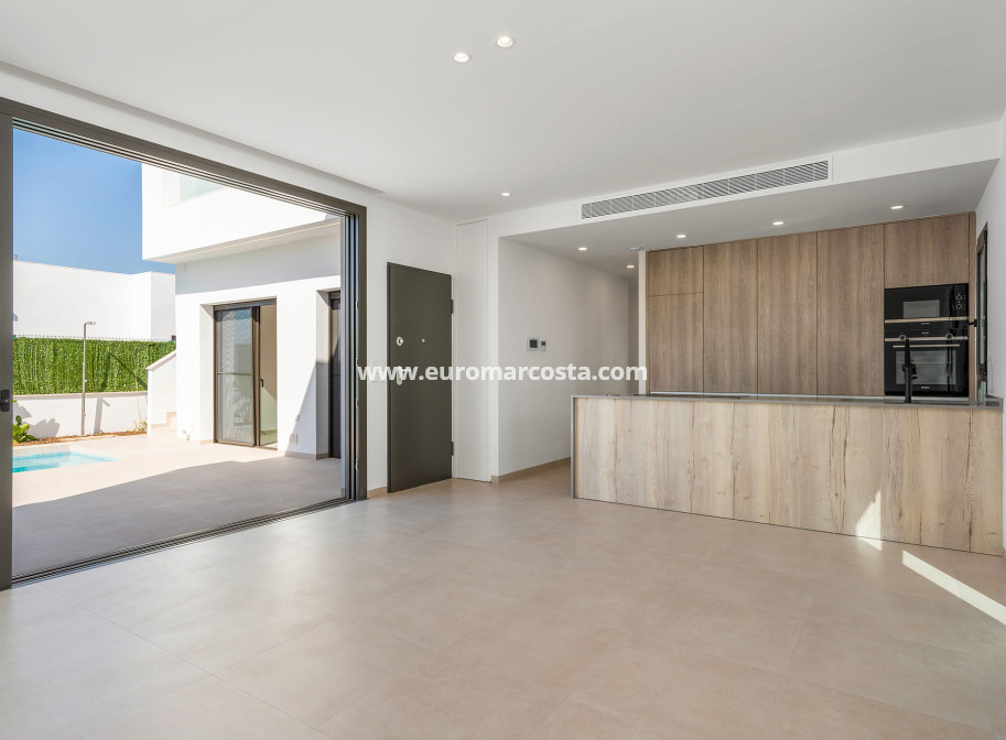 Nueva construcción  - detached - Los Alcazares - Murcia