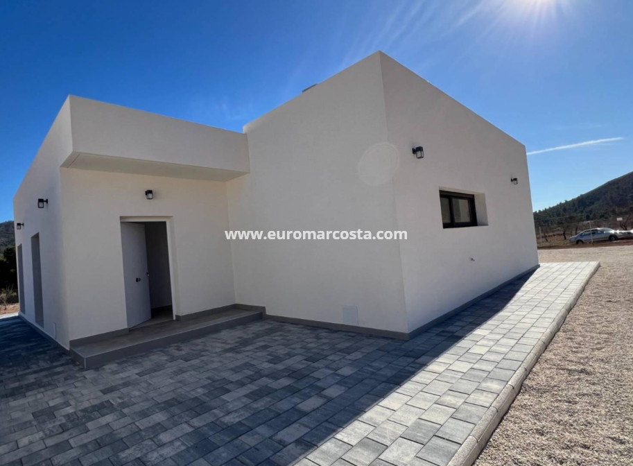 Nueva construcción  - detached - La Canalosa - Alicante