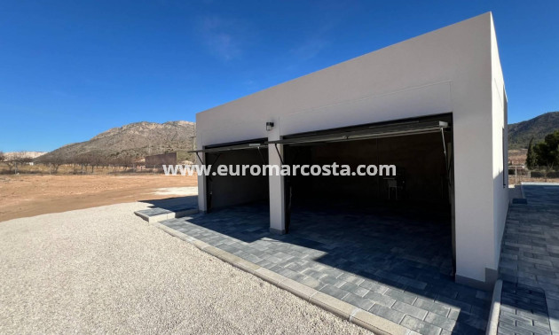 Nueva construcción  - detached - La Canalosa - Alicante