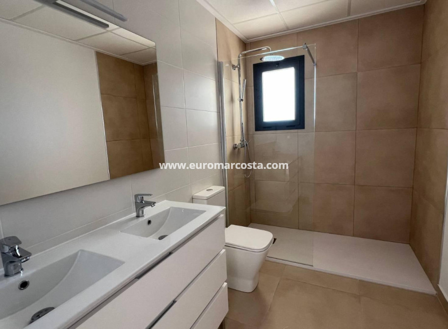 Nueva construcción  - detached - La Canalosa - Alicante