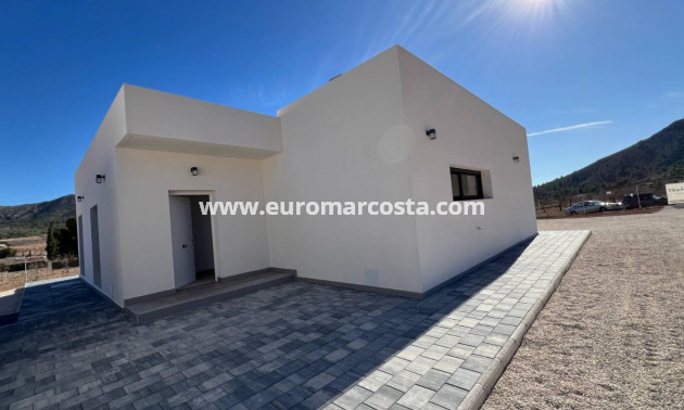 Nueva construcción  - detached - La Canalosa - Alicante