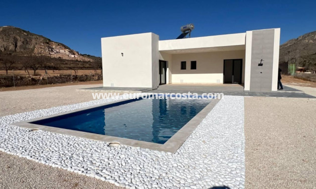 Nueva construcción  - detached - La Canalosa - Alicante