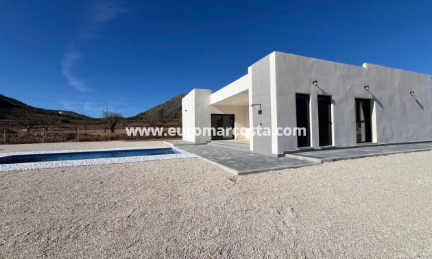 Nueva construcción  - detached - La Canalosa - Alicante