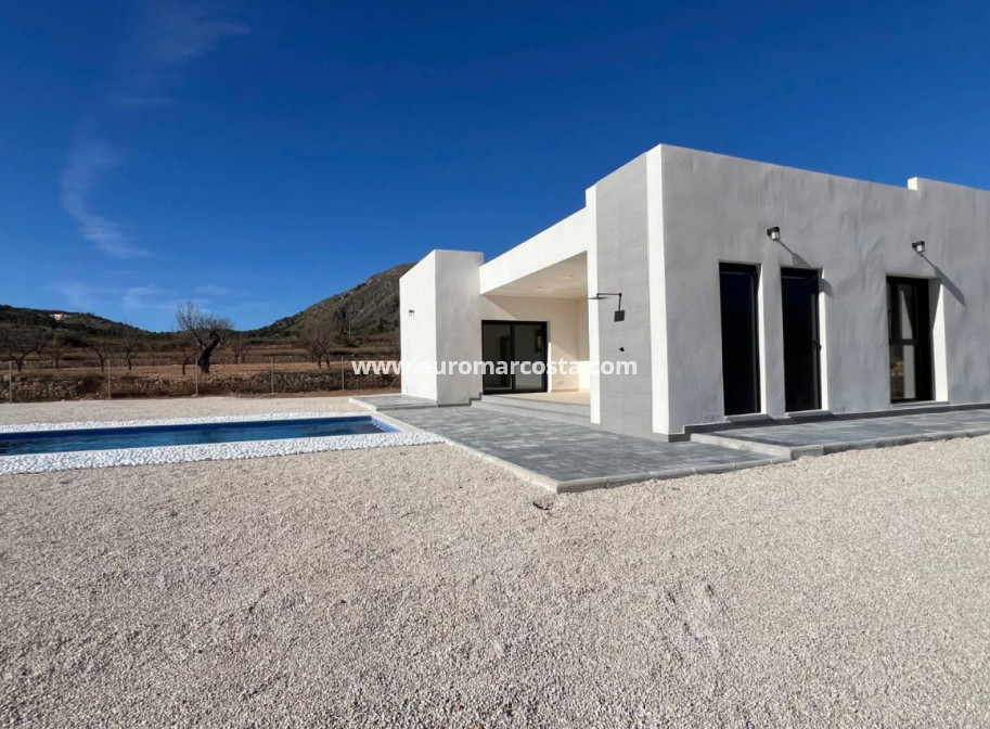 Nueva construcción  - detached - La Canalosa - Alicante