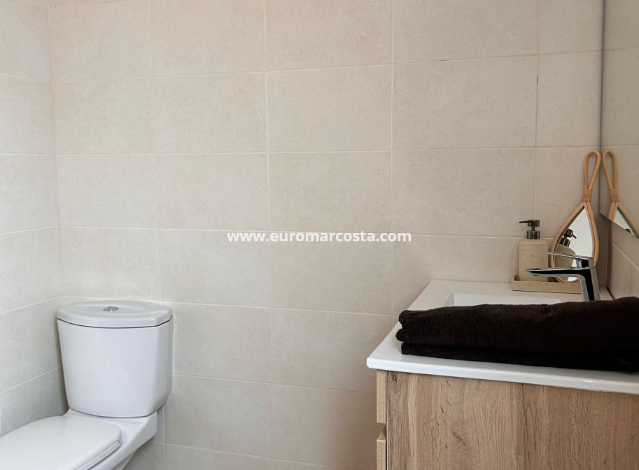 New Build - Apartment / flat - Orihuela Costa