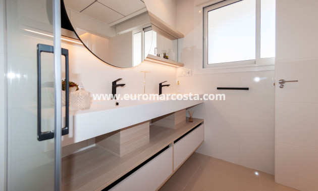 New Build - Apartment / flat - Rojales