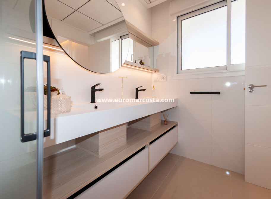 New Build - Apartment / flat - Rojales