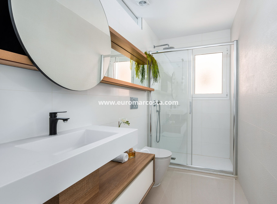 New Build - Apartment / flat - Rojales