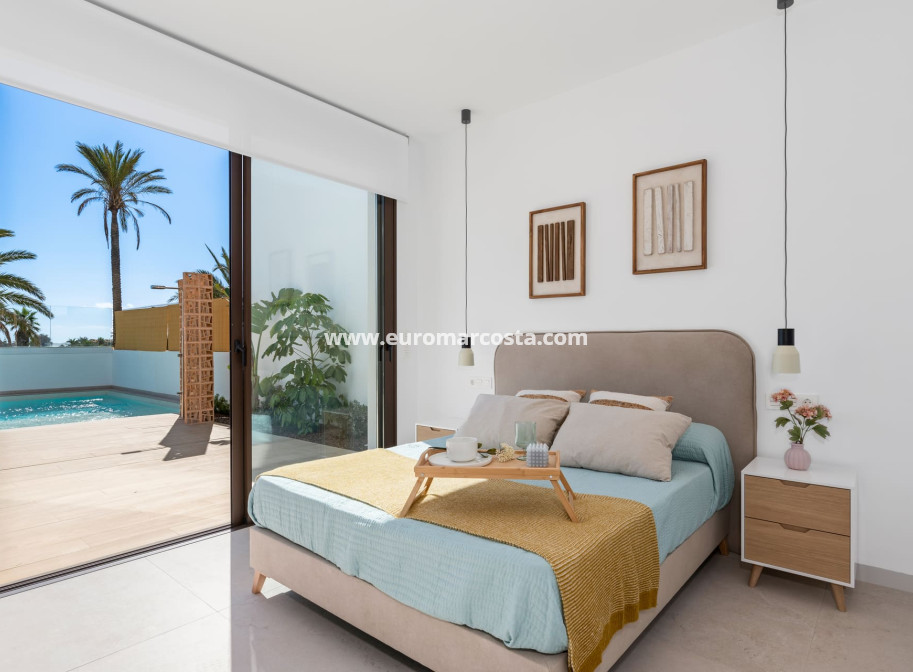 Nueva construcción  - detached - Los Alcazares - Murcia