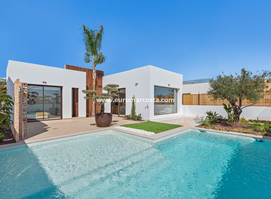 Nueva construcción  - detached - Los Alcazares - Murcia
