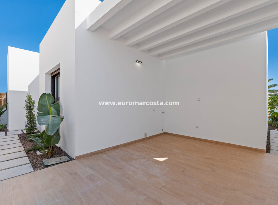 Nueva construcción  - detached - Los Alcazares - Murcia