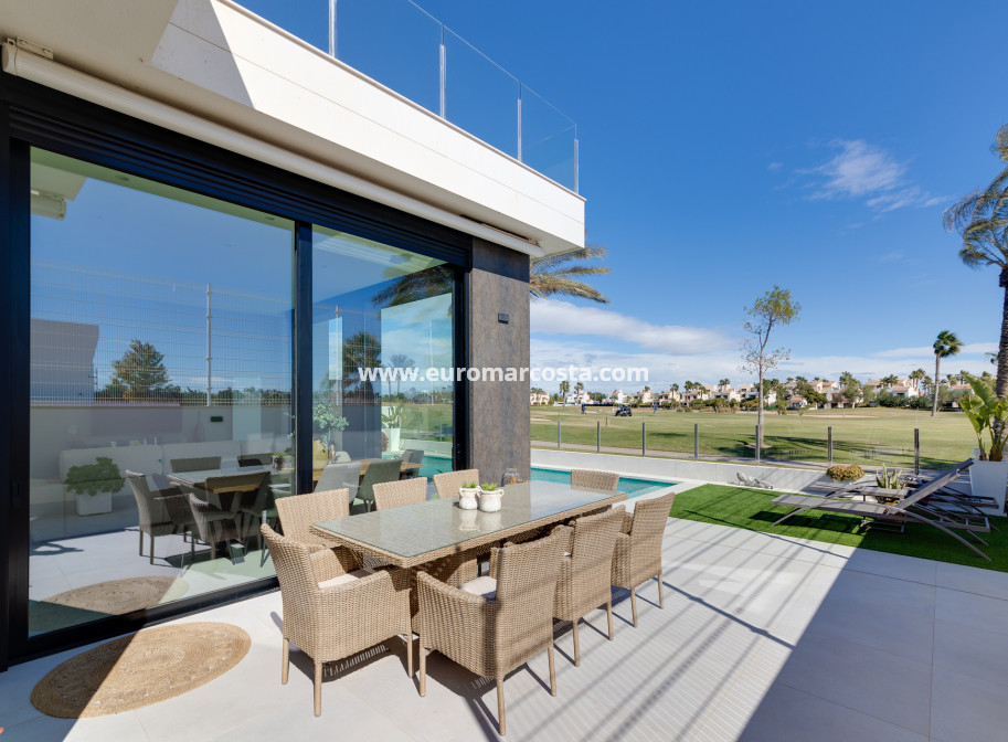 Nueva construcción  - detached - Pilar de la Horadada