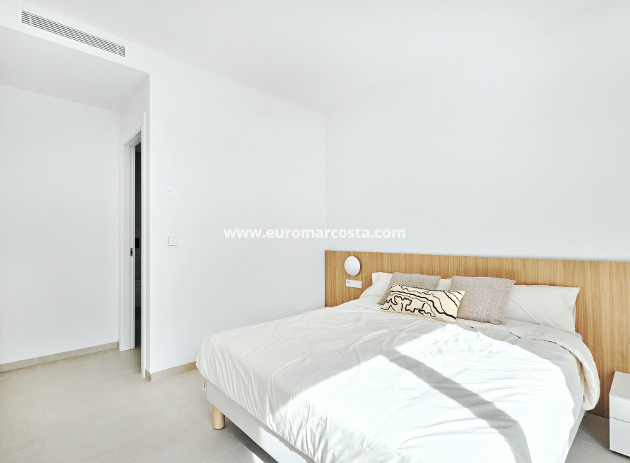 New Build - detached - Los Montesinos