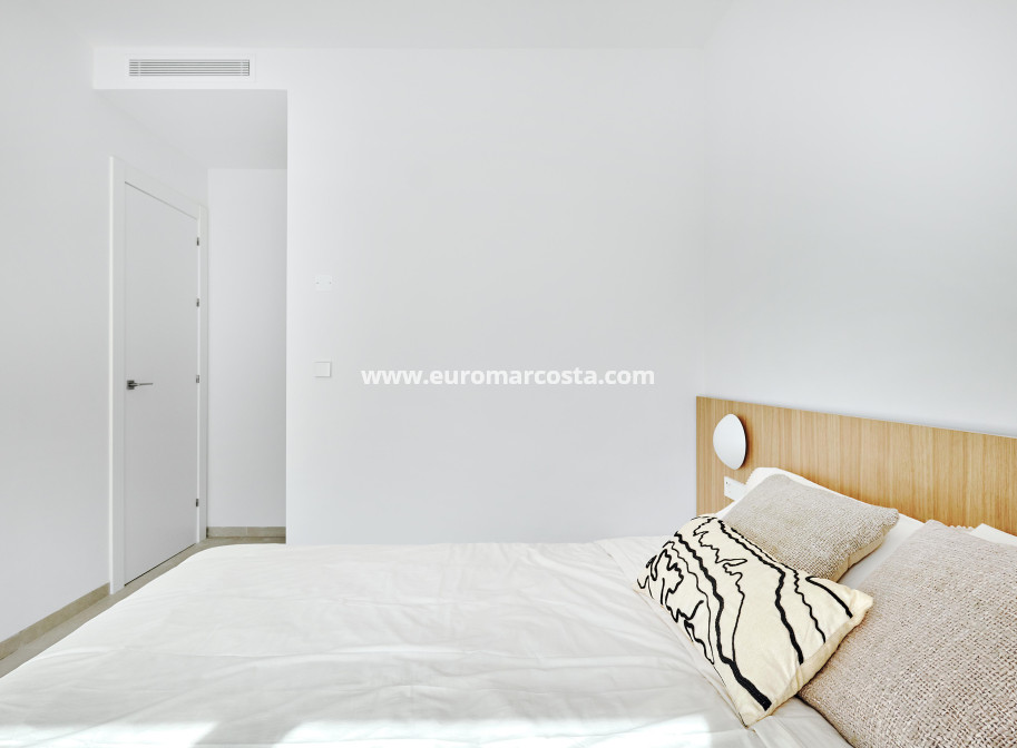 New Build - detached - Los Montesinos