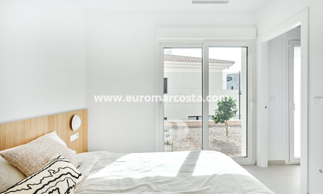 New Build - detached - Los Montesinos