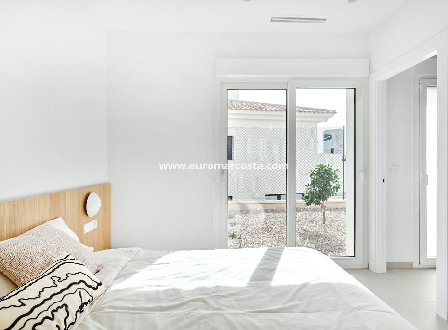New Build - detached - Los Montesinos