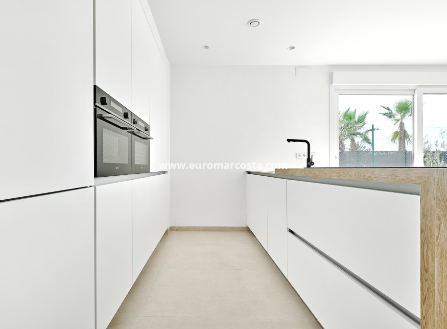 New Build - detached - Los Montesinos