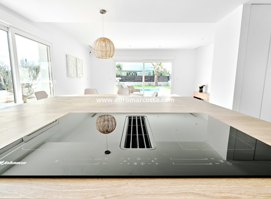 New Build - detached - Los Montesinos