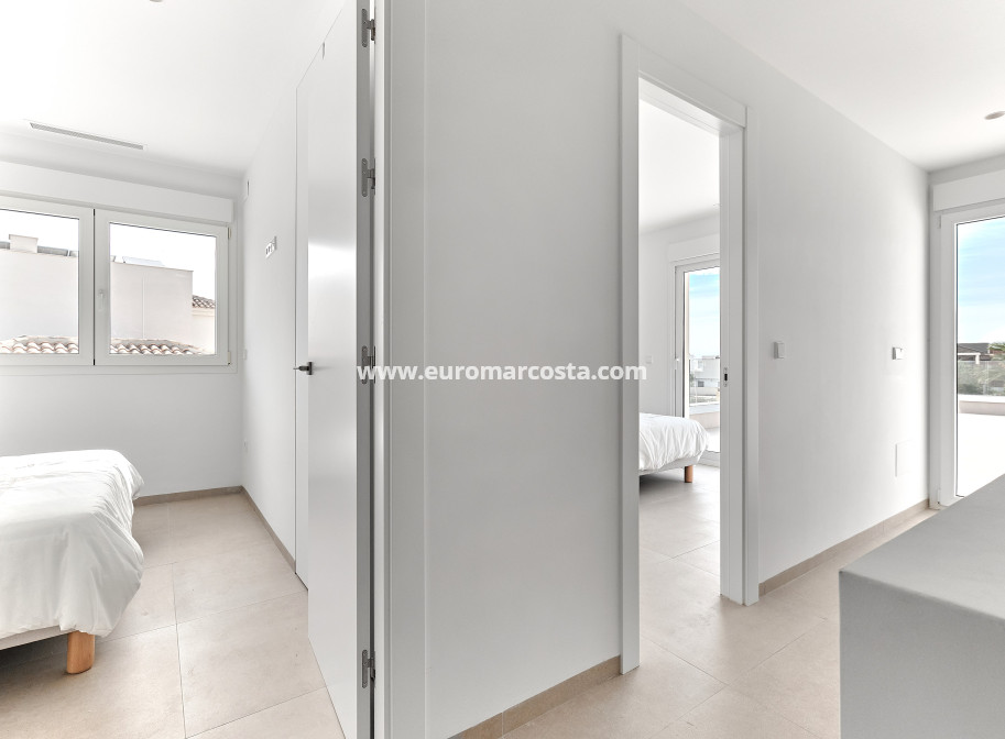 New Build - detached - Los Montesinos