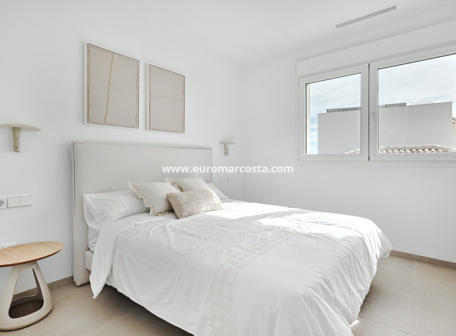 New Build - detached - Los Montesinos