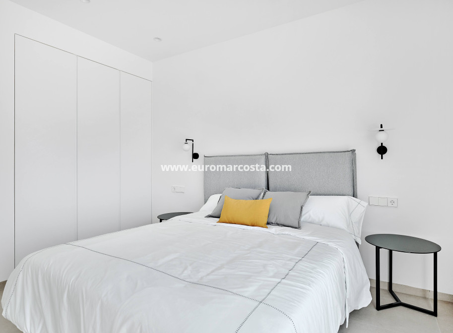 New Build - detached - Los Montesinos