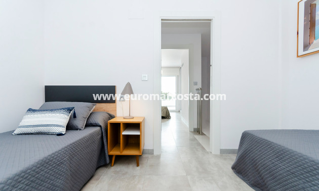 New Build - terraced - Torrevieja - TORREVIEJA