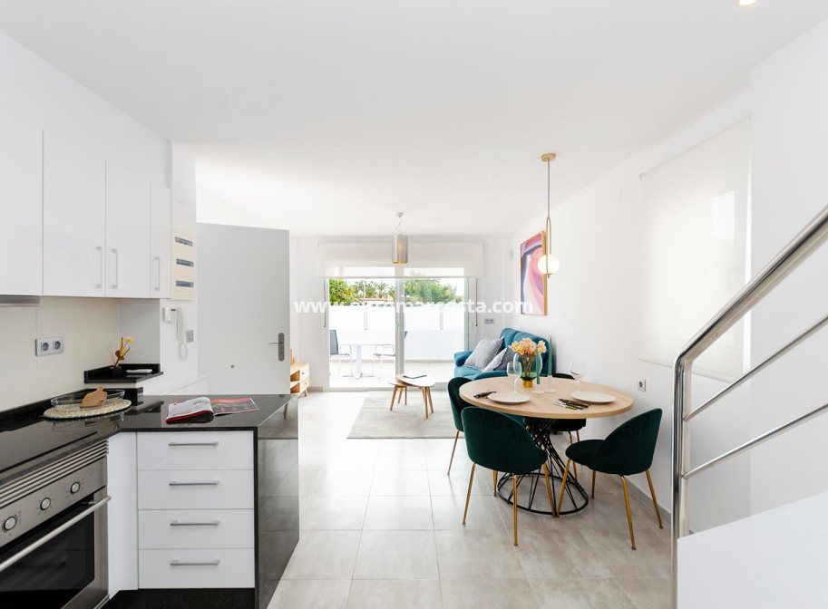 New Build - terraced - Torrevieja - TORREVIEJA