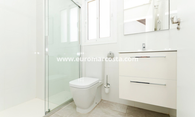 New Build - terraced - Torrevieja - TORREVIEJA