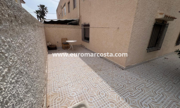 Venta - Bungalow Planta Baja - La Mata