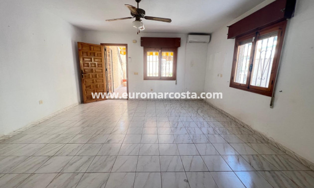 Venta - Bungalow Planta Baja - La Mata