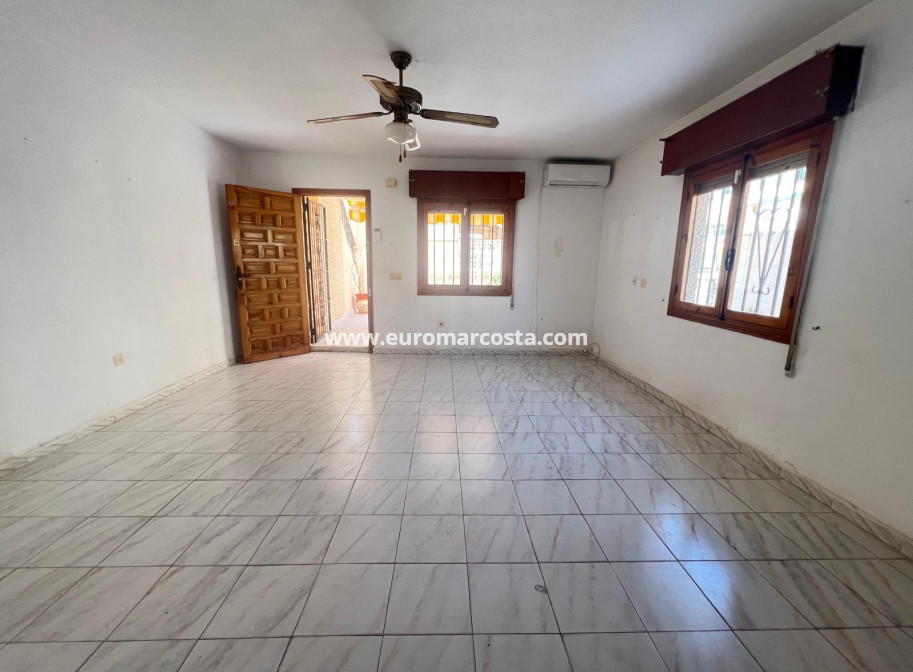 Venta - Bungalow Planta Baja - La Mata