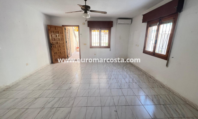 Venta - Bungalow Planta Baja - La Mata