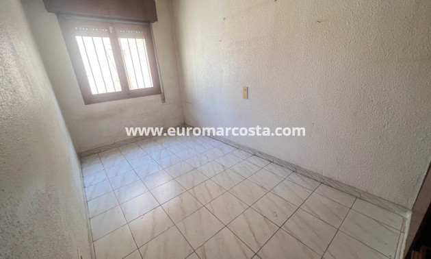 Venta - Bungalow Planta Baja - La Mata