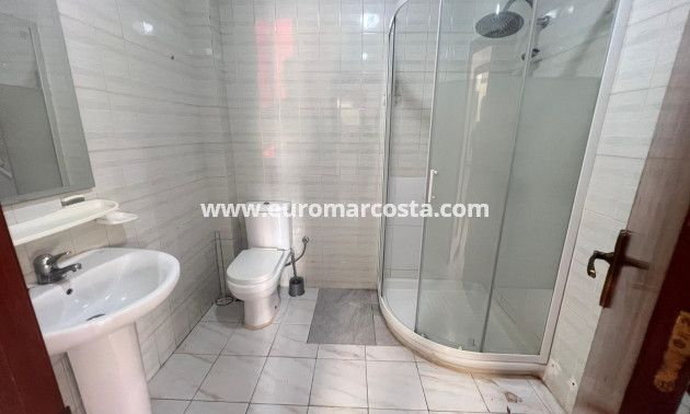 Venta - Bungalow Planta Baja - La Mata