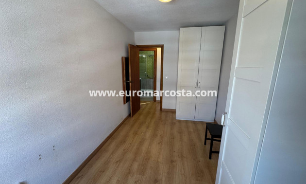 Venta - Apartamento / piso - Torrevieja - TORREVIEJA