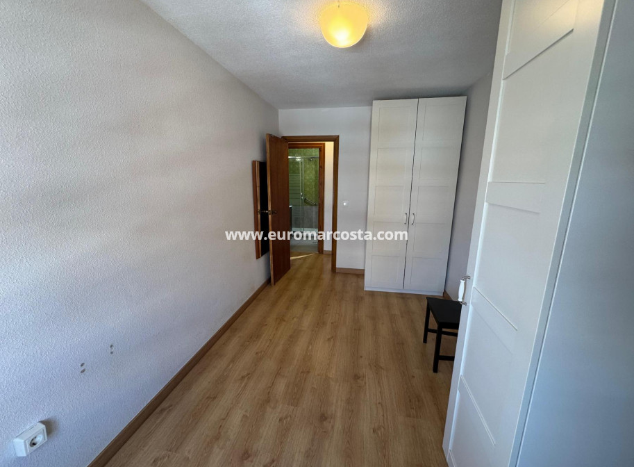Venta - Apartamento / piso - Torrevieja - TORREVIEJA